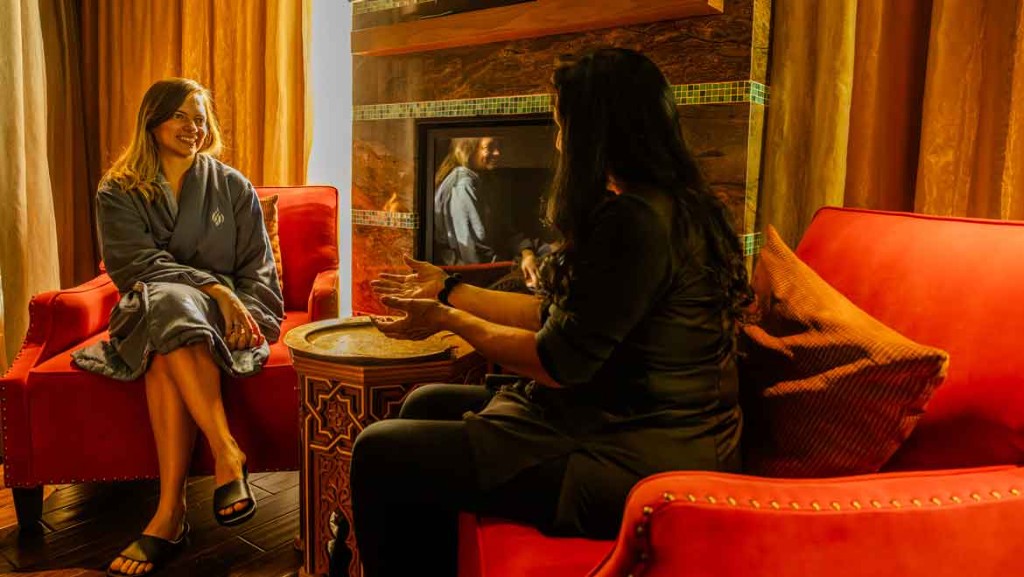 Couples massage experience at the spa